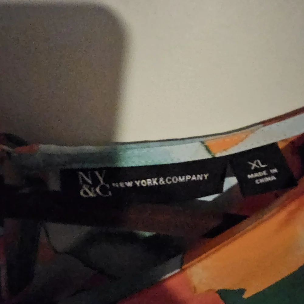 New York & Company Multicolor Abstract Apparel - Picture 6 of 12